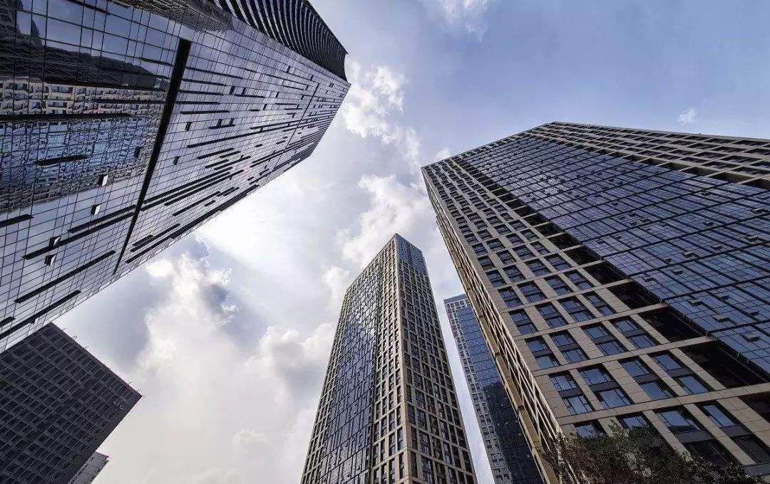 樓市政策頻出，房地產(chǎn)企業(yè)謹慎投資拿地