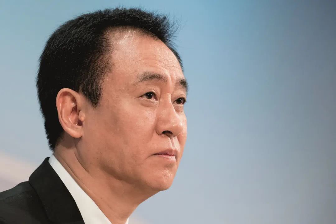 恒大面臨流動性危機，許家印個人注資70億救市